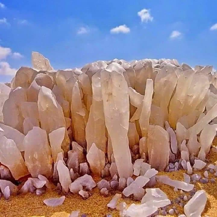 white desert 1 & Egypt Safari Tours